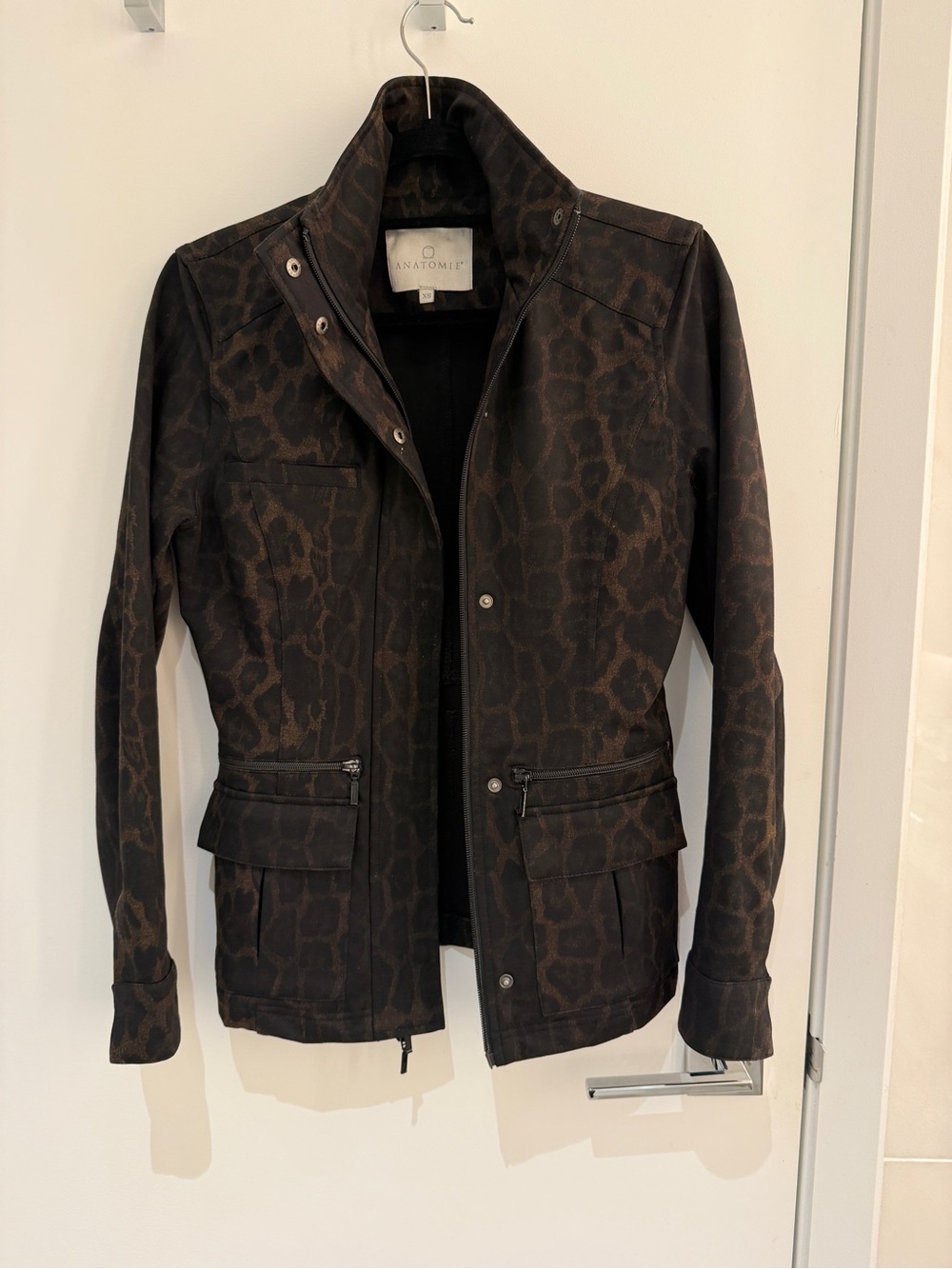 Anatomie Men's Brown Leopard-Print Shirt Jacket
